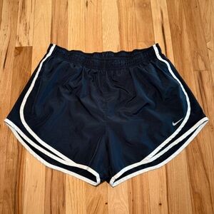 Nike Dri-FIT Mid-Rise Brief-Lined Running Shorts